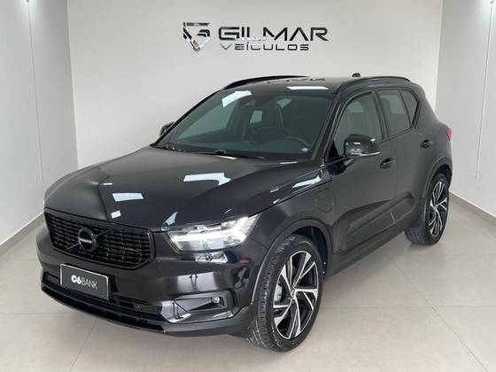 VOLVO XC40 1.5 T5 RECHARGE R-DESIGN GEARTRONIC